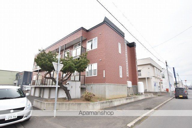 共栄マンションの外観写真