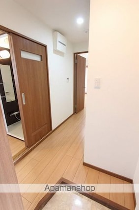 プレジデンシャル　立川[1K/29.6m2]の玄関