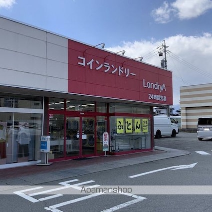 グランテラス上郷[1R/33.67m2]の周辺4