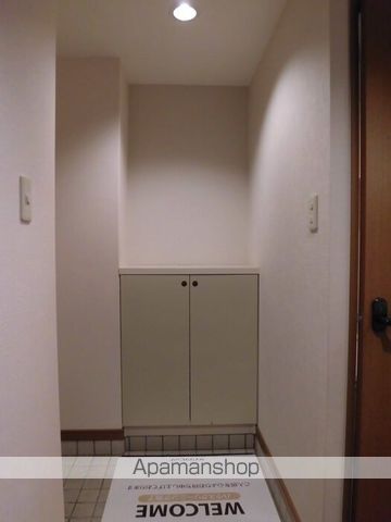 KAKU BLDの内装写真