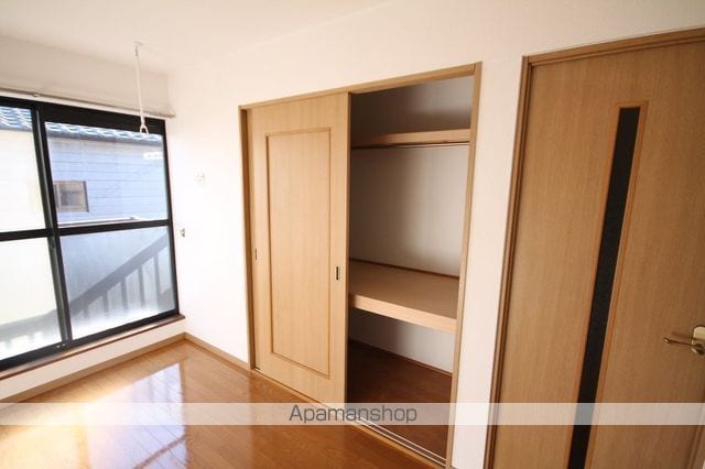 DUPLEX 国王7Aの内装写真