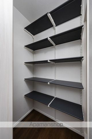 エンクレスト天神LARKの内装写真
