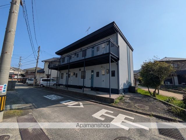 AKASAKI APARTMENTの外観写真