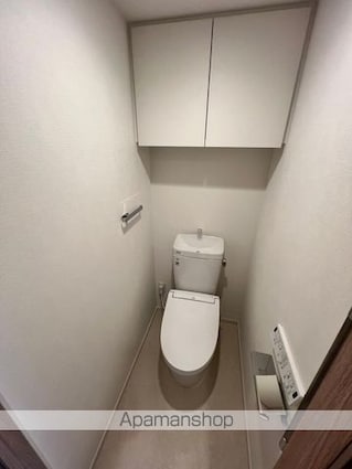 シーズンフラッツ浅草言問通り[2LDK/51.66m2]のトイレ