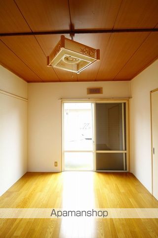 島原ハイツ A棟の内装写真