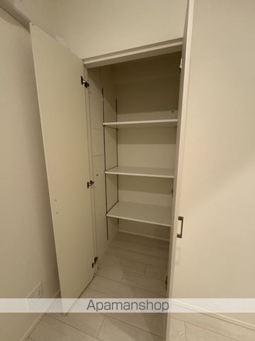 スプランディッド上本町WESTの内装写真