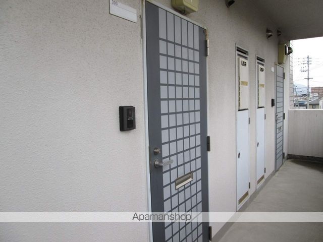 つるみマンション2の玄関写真
