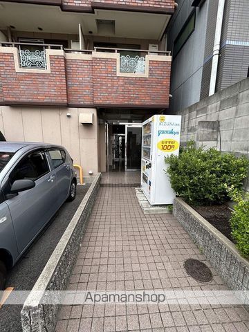 アインス蒲生の玄関写真