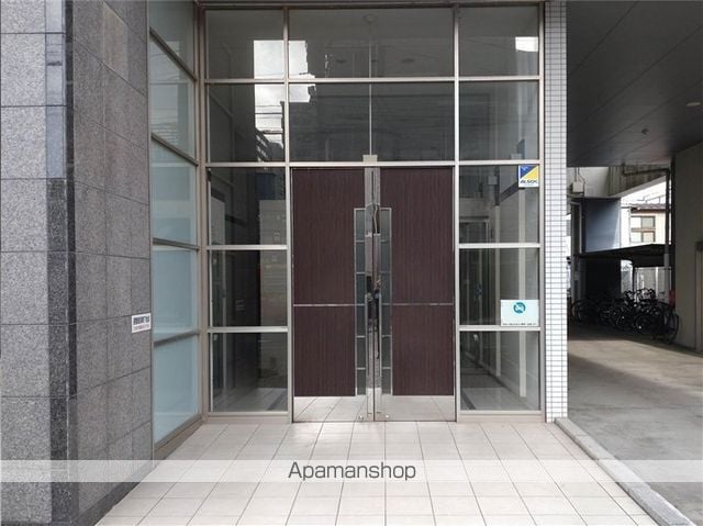 アーバンプラザ立町の玄関写真