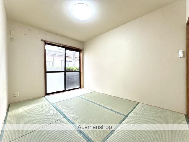 フォブール西尾の内装写真