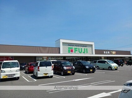 葉月[1LDK/50.05m2]の周辺1