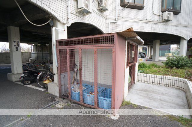 ロイヤル高田の内装写真