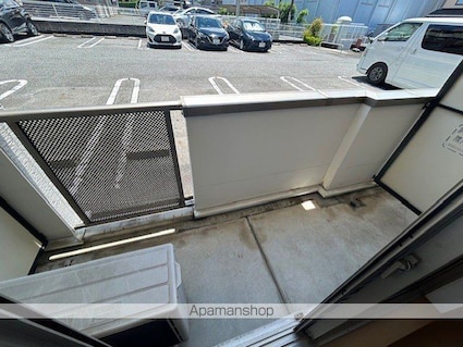 カルムアビタシオン大将軍[1R/27.25m2]のバルコニー