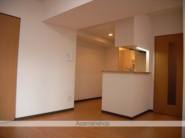 LOVAGEの内装写真