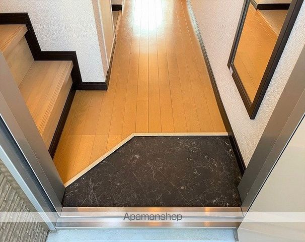 レオネクスト善の内装写真