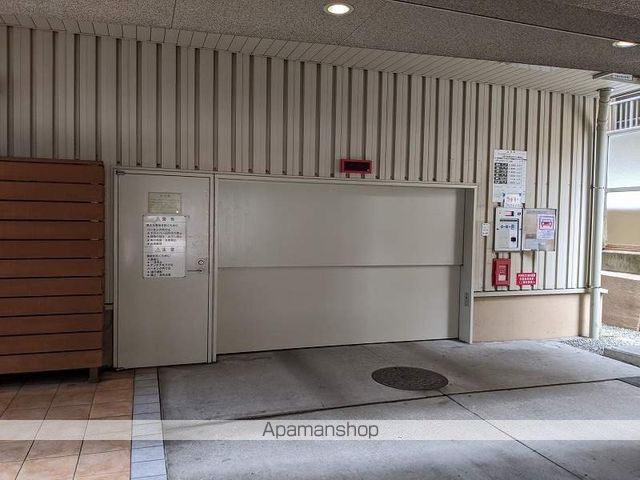 【大阪市西区立売堀のマンションの写真】