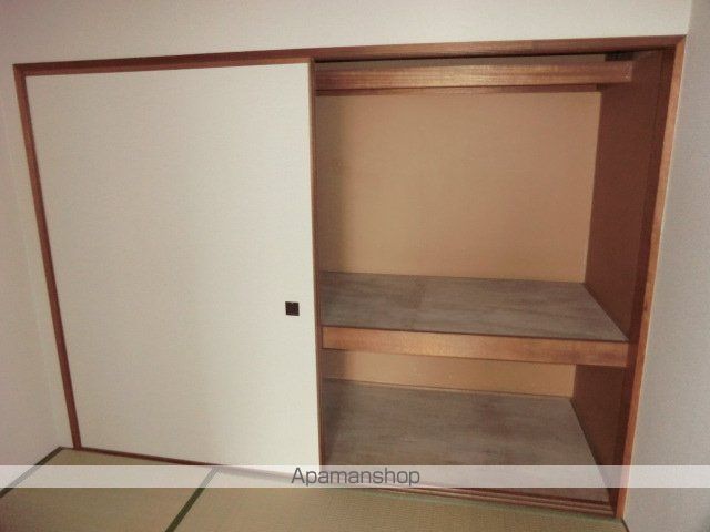 コスモロイヤル東苗穂A棟の内装写真