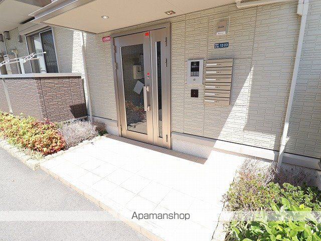 GLANZ KISHIBEの玄関写真