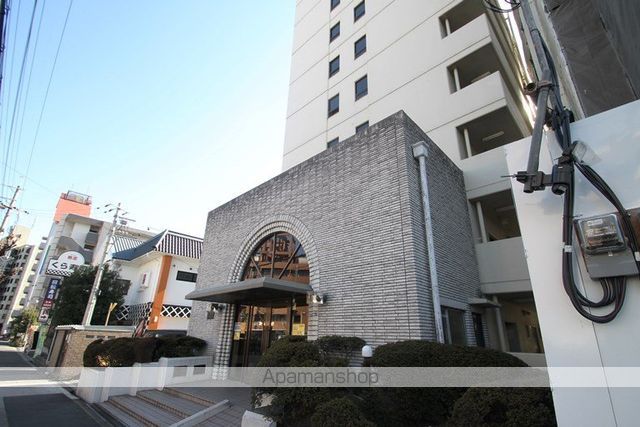 三番町マンションの外観写真