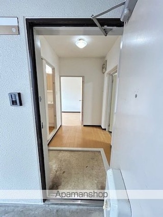 メゾン西国分[3LDK/59m2]の玄関