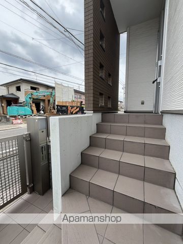 名古屋市東山線 藤が丘駅 徒歩11分 2階建 築13年の玄関写真