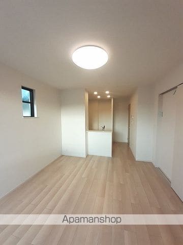 ベルシャイン 紀三井寺 Iの内装写真