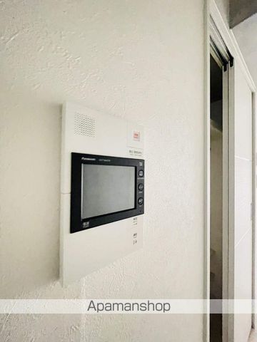 SLANT WALLSの内装写真