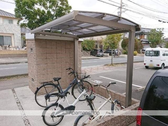 レオネクストハッピークローバーの外観写真