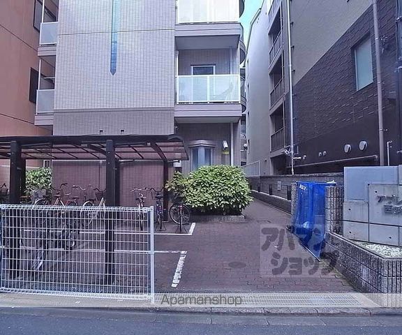 アブレスト西洞院の外観写真