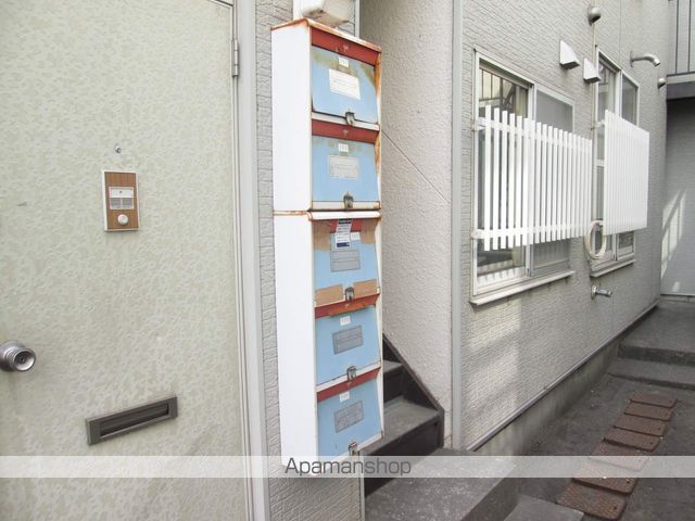 タカタハイツの玄関写真