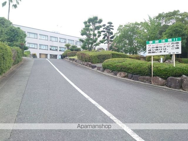 ラグナ・セカGarage02の周辺写真