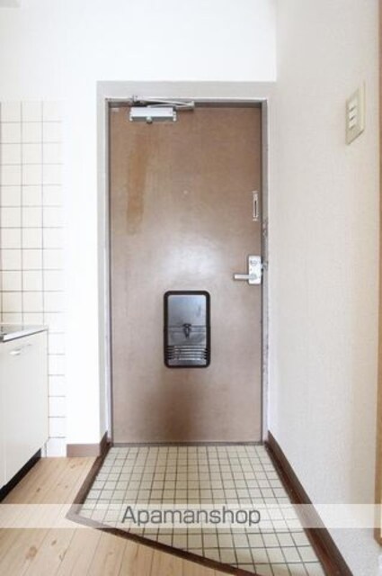 サンパレス新北[1K/17.82m2]の玄関
