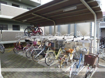 グランシャリオ草津[3LDK/65.23m2]の共用部2