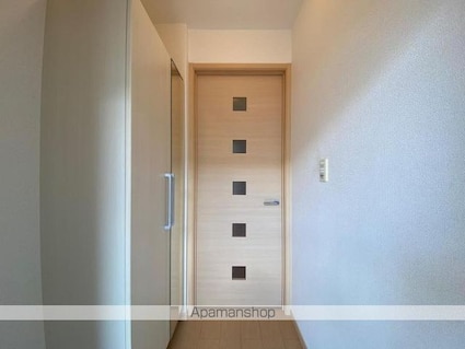 メゾン・ド・ローズ[1LDK/44.75m2]の玄関