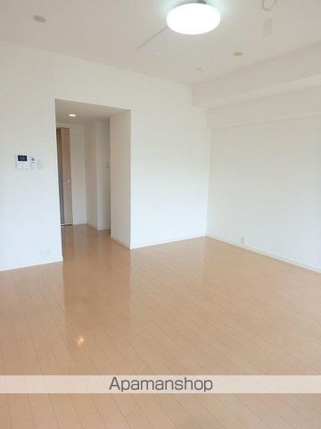 アーバンフラッツ榴ヶ岡の内装写真