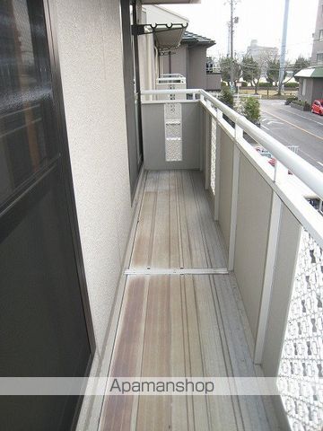 ドミール・ミネA棟の内装写真