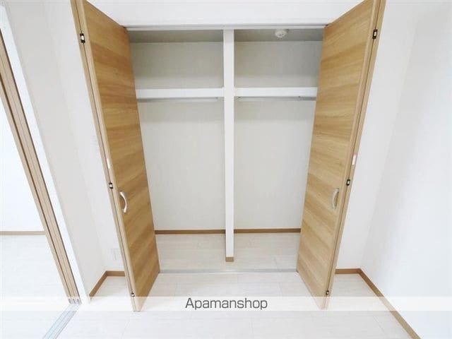 アスコット出花の内装写真