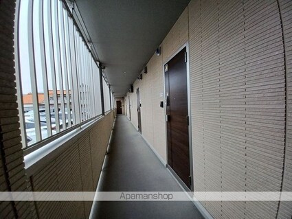 クレール渚　Ｓ[1LDK/33.39m2]のエントランス