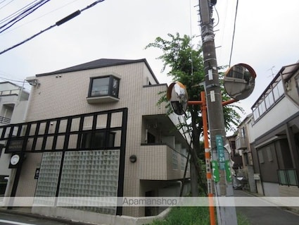 クレッセント三軒茶屋[1R/13.98m2]の外観4