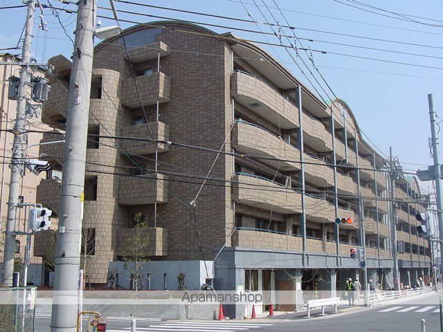 コアロード千里の外観写真