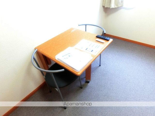 レオパレスかどやの内装写真