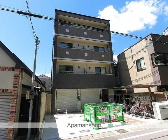 ジャービス西京極の外観写真