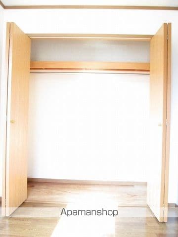 ハピネスヴィレッヂCの内装写真