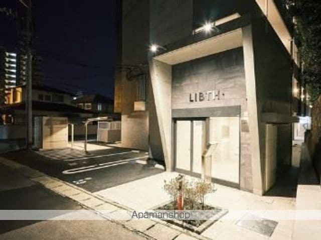 LIBTH水前寺駅前の玄関写真