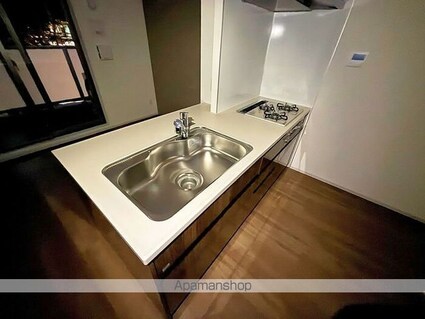 ロイヤルパークス仙台青葉通[3LDK/68.1m2]のキッチン