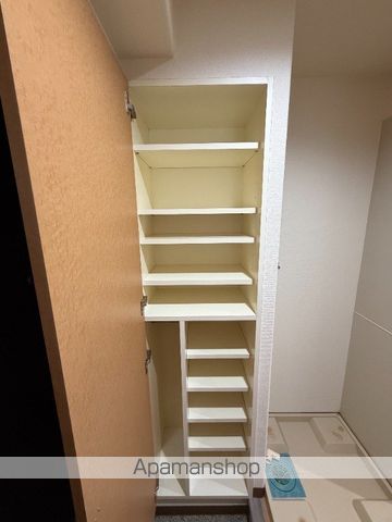 レジディア南行徳の内装写真