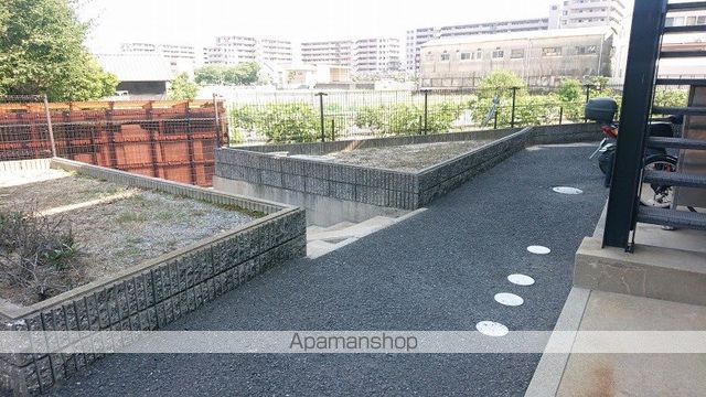 レオパレスTABUCHIの玄関写真