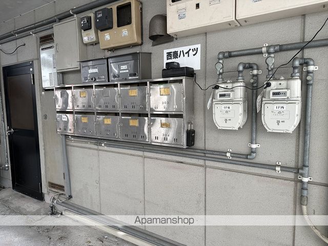 西秦ハイツの玄関写真