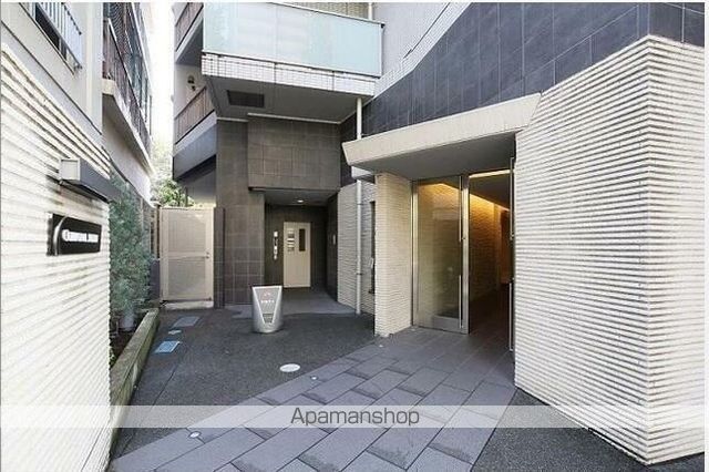 コンフォリア文京春日の玄関写真