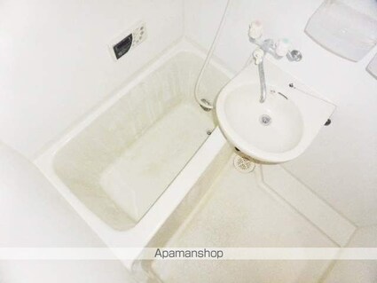 長野県長野市若里６丁目[1K/21.94m2]のバス